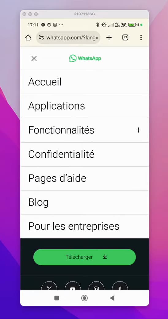 WhatsApp site menu open showing the Help Center entry