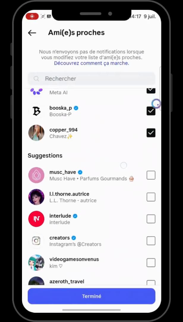 Liste Ami(e)s proches d'Instagram avec des comptes cochés
