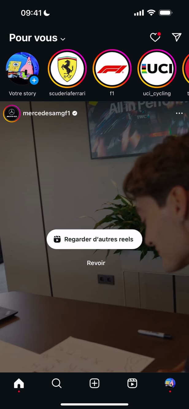 Instagram affiché en mode sombre
