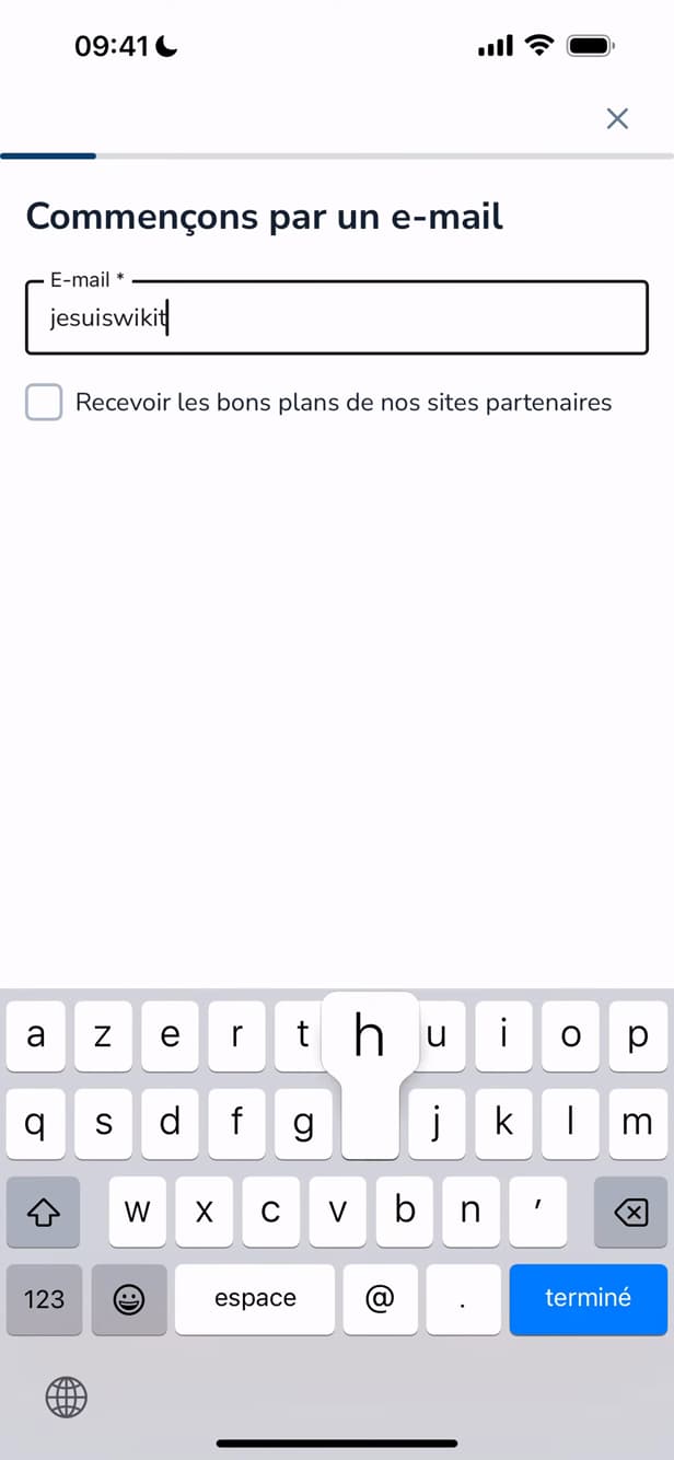 Leboncoin account creation screen asking for the email address
