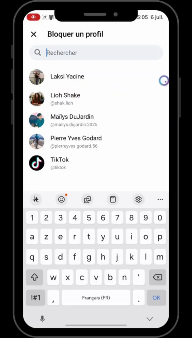 Messenger Block a profile screen with the contact search