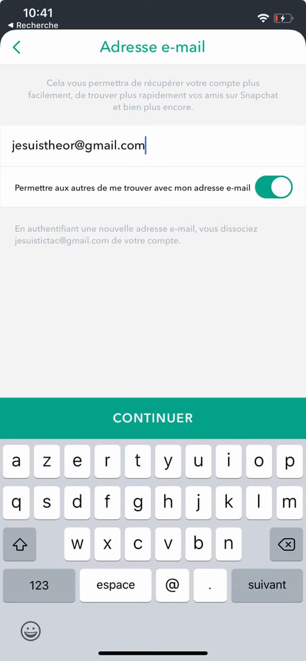 Saisie de la nouvelle adresse e-mail Snapchat