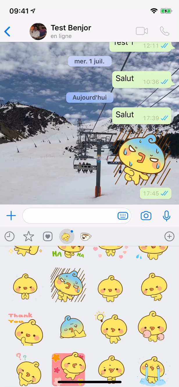 Utilisation d'un sticker animé dans une conversation WhatsApp